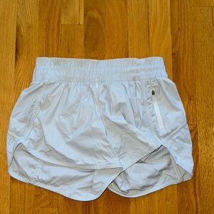 Women | Lululemon shorts